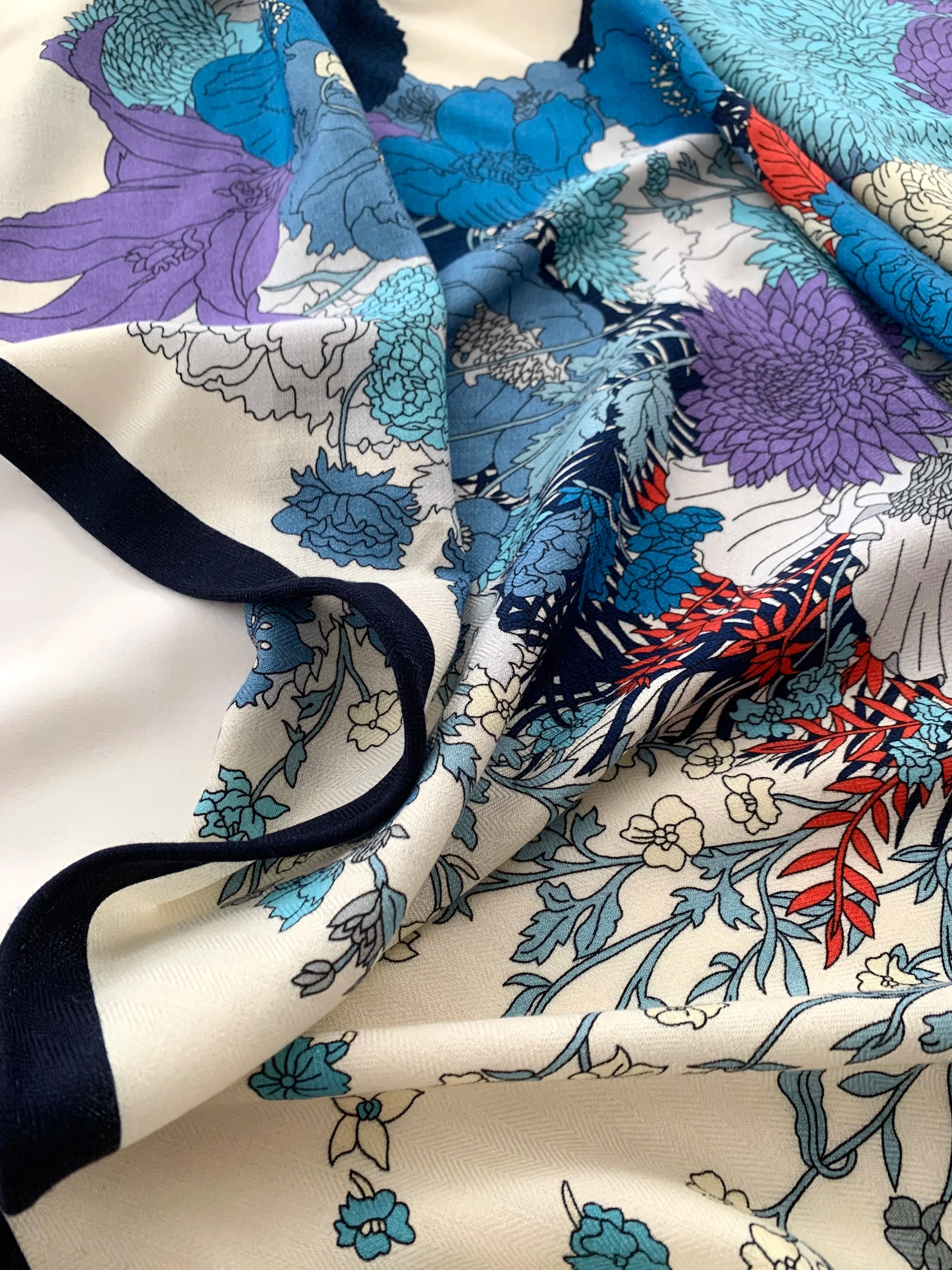 Luxurious design, large triangular scarf, silk and wool shawl, floral pattern decoration, warm and fashionable headscarf