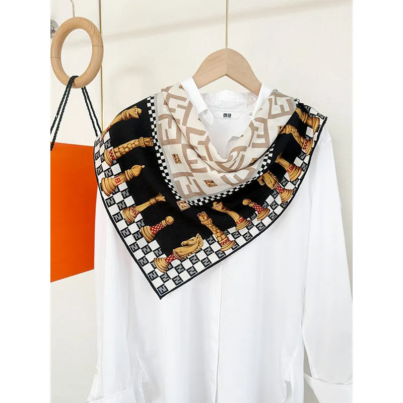 Roman-style autumn and winter new 30% silk and 70% wool scarf for women, 65*65cm warm decorative headscarf and neck