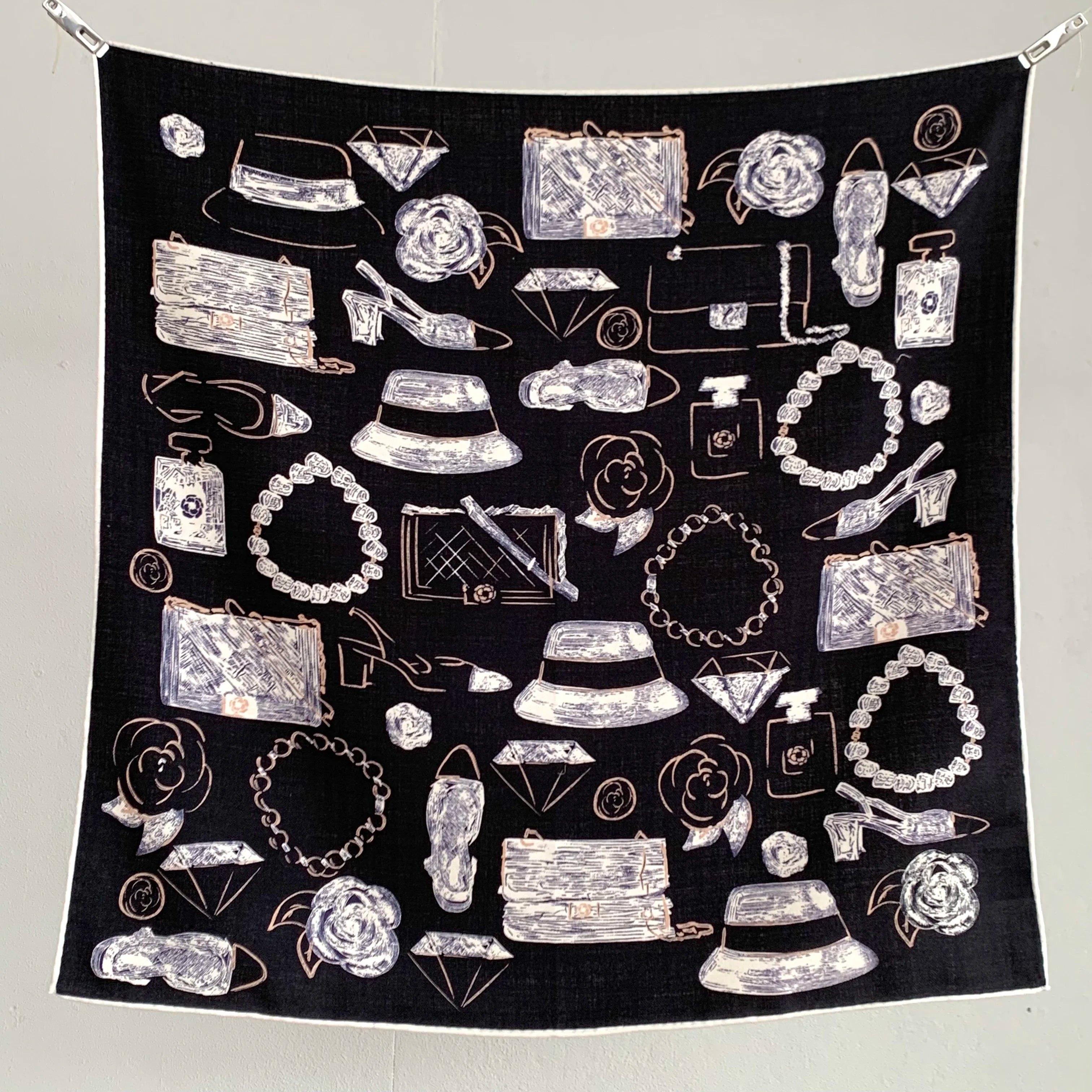New Spring 70% wool and 30% silk decorative shawl, French-style, warm headscarf, square scarf