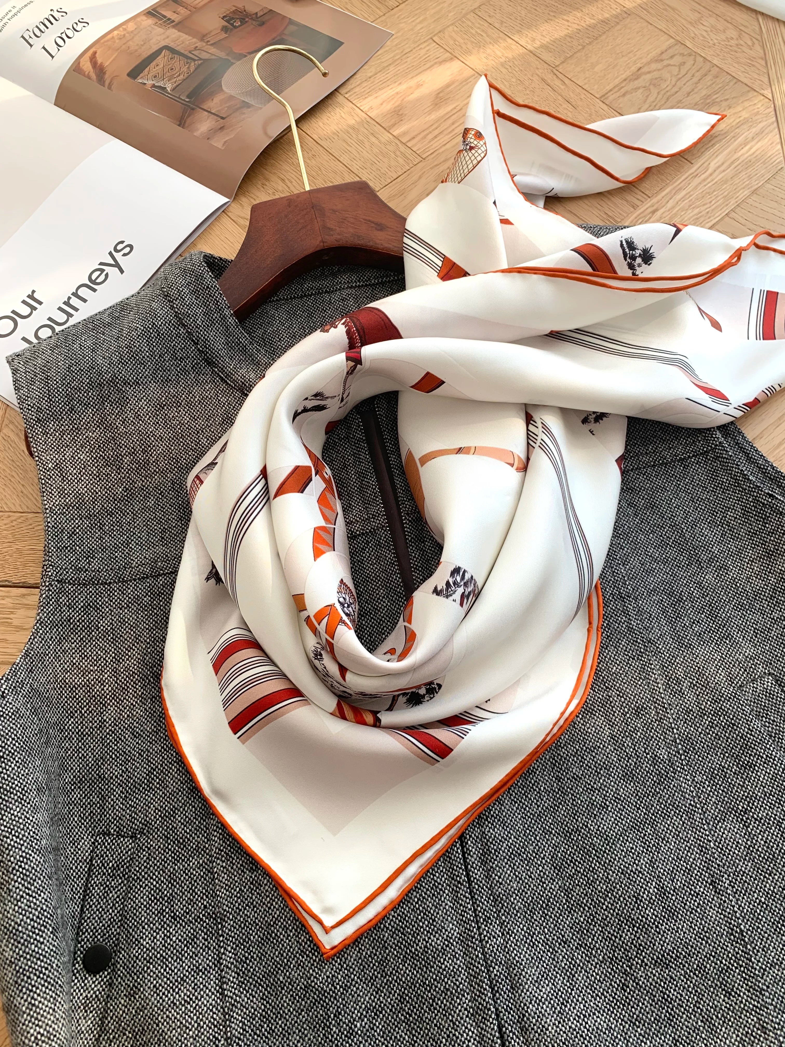 Silk Scarf for Women in Luxury Design Style - Fashionable Sunscreen Headscarf with 18mm Thickness - Genuine Silk Decorated Shawl