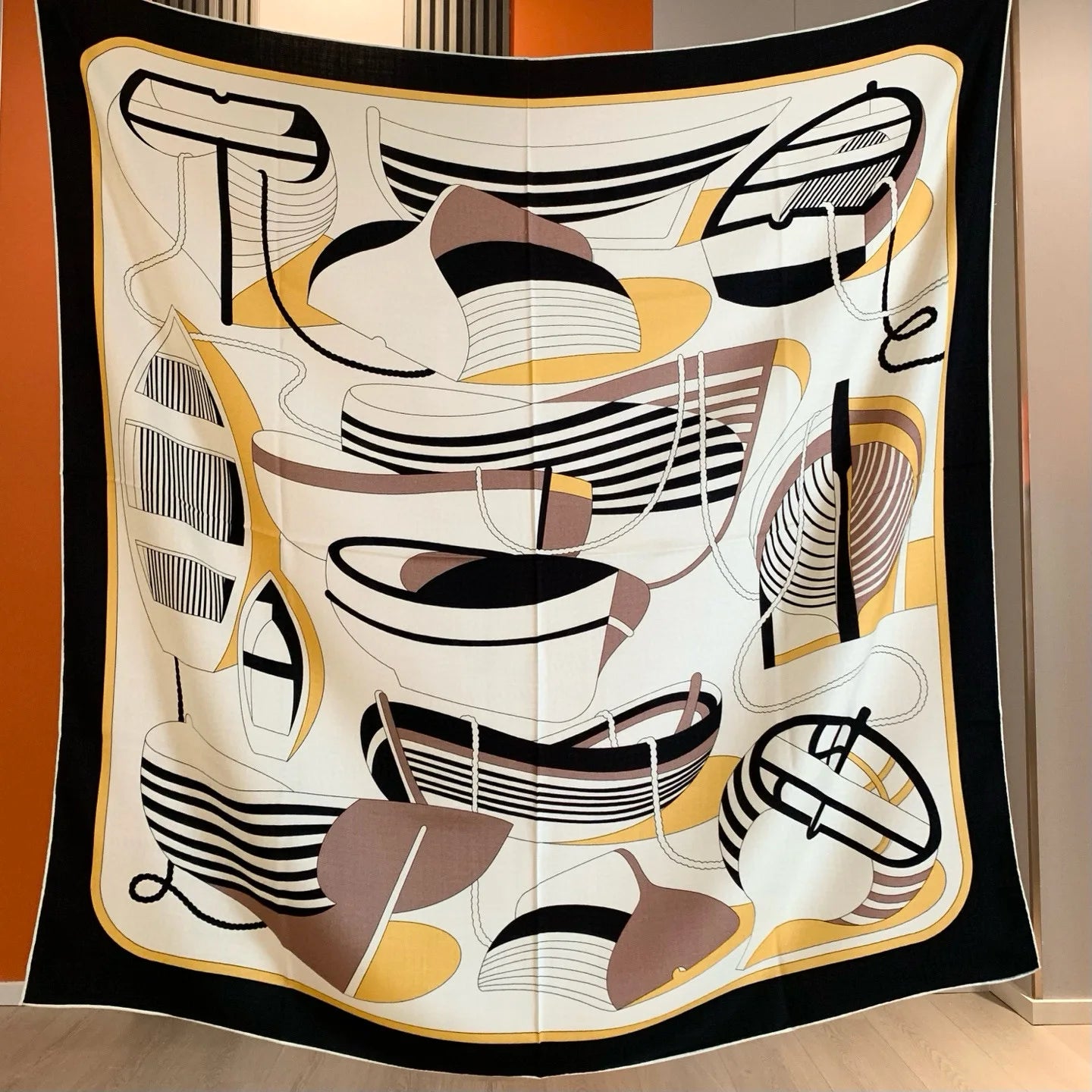 High-end 70% wool 30% mulberry silk scarf for women, handcrafted with rolled edges, 135*135 cm, a warm large shawl or scarf.