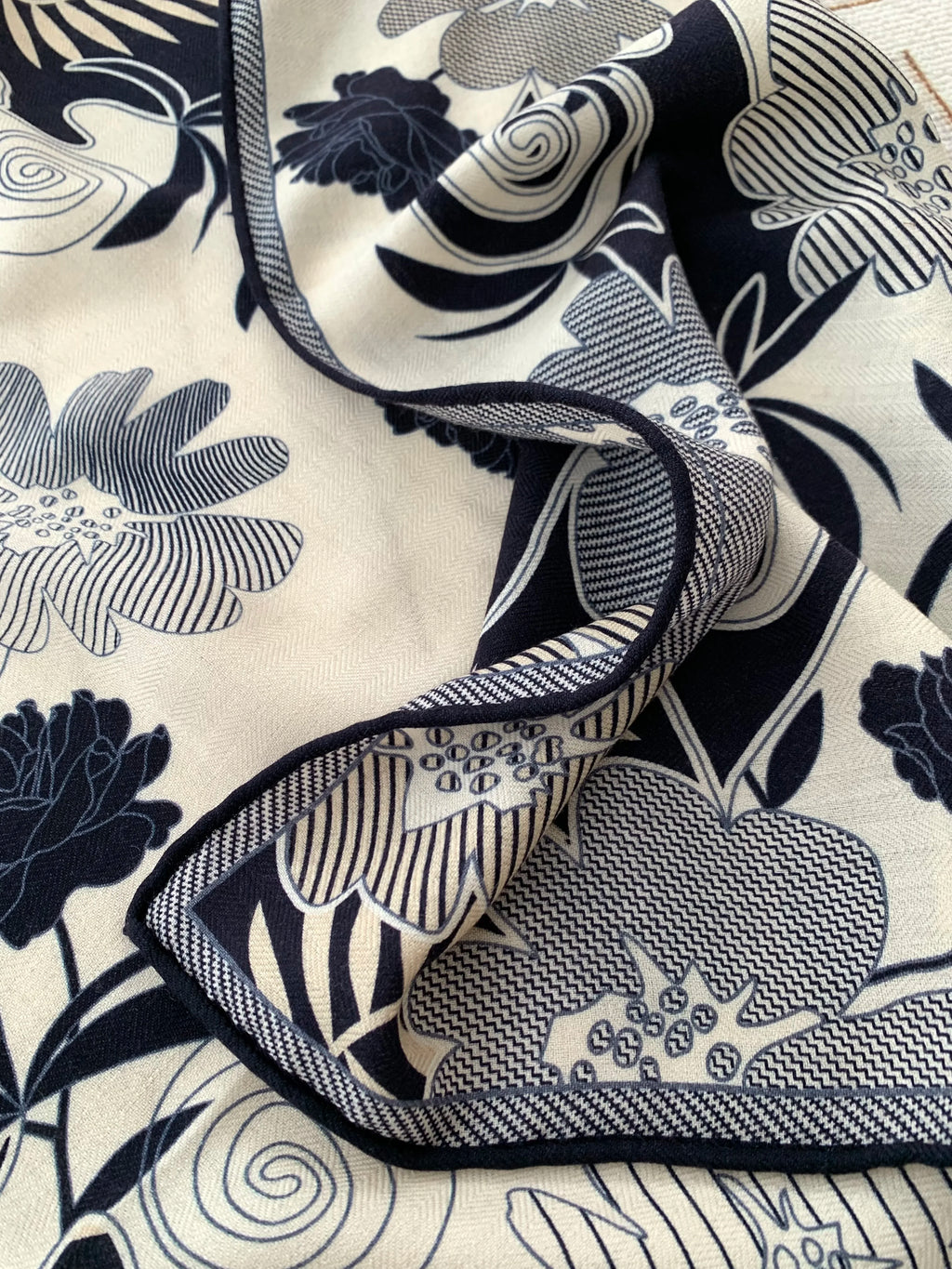 Luxurious design silk and wool scarf for women in floral style, square shape, warm-keeping neckband shawl, 65*65 cm
