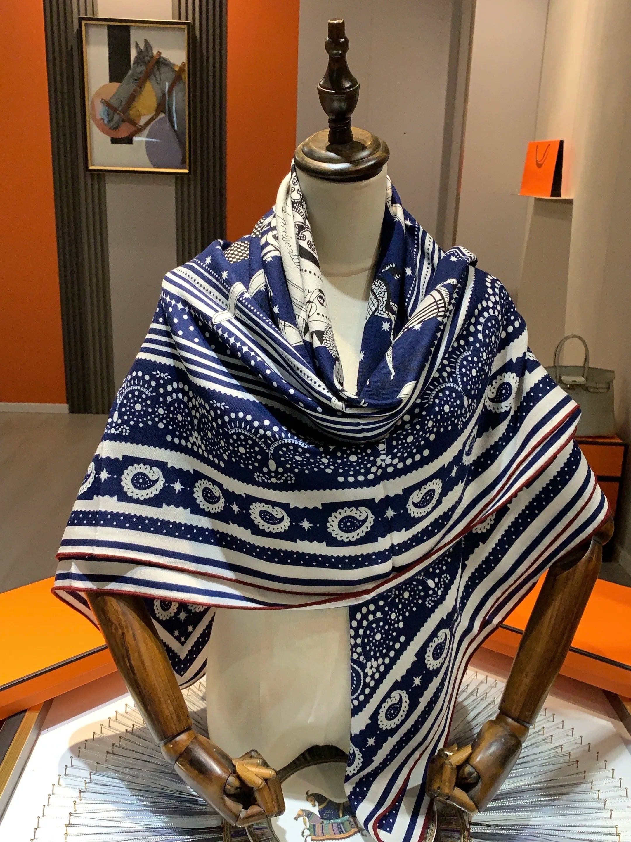 70% wool, 30% silk scarf, women's autumn and winter warmth, large cashew flower shawl, headscarf, scarf, hand-rolled rim 135*135