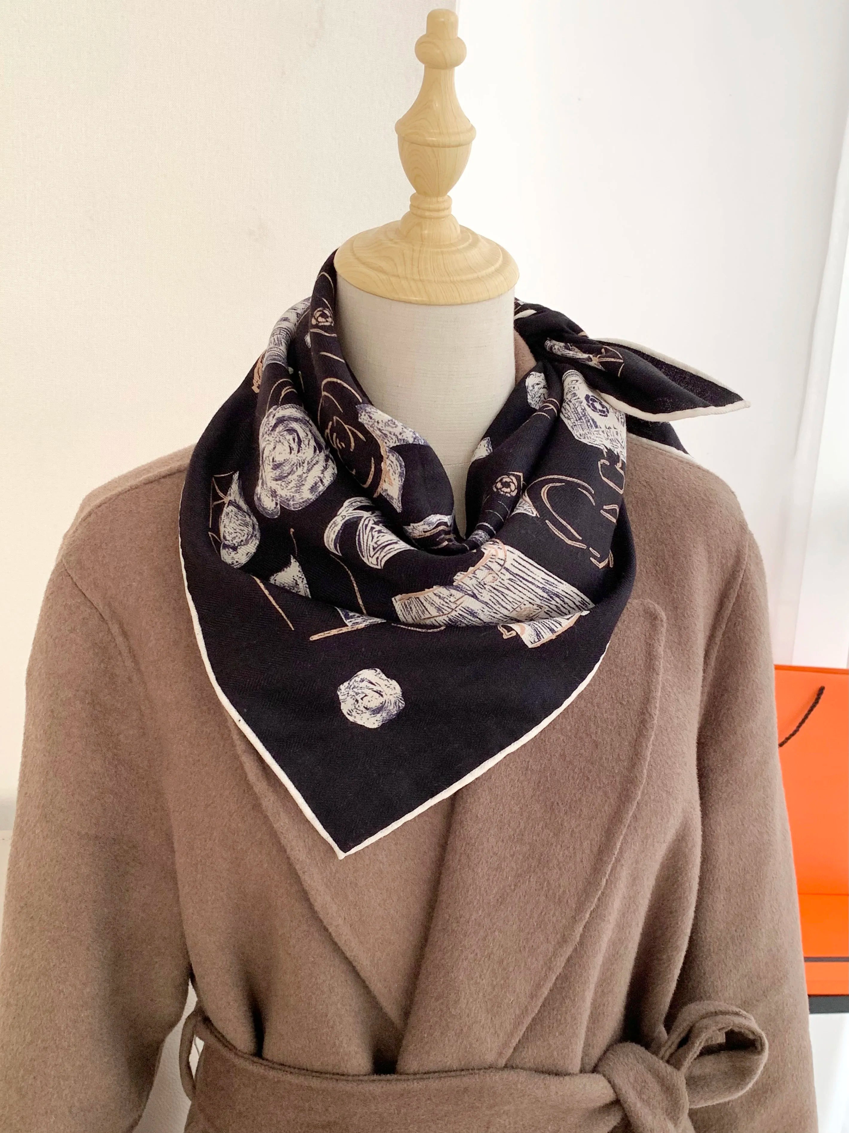 New Spring 70% wool and 30% silk decorative shawl, French-style, warm headscarf, square scarf