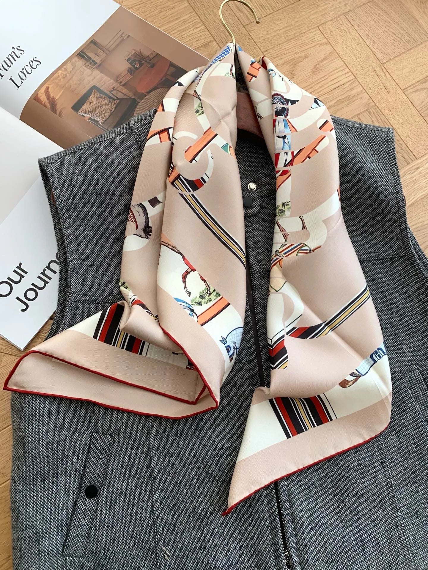 Silk Scarf for Women in Luxury Design Style - Fashionable Sunscreen Headscarf with 18mm Thickness - Genuine Silk Decorated Shawl