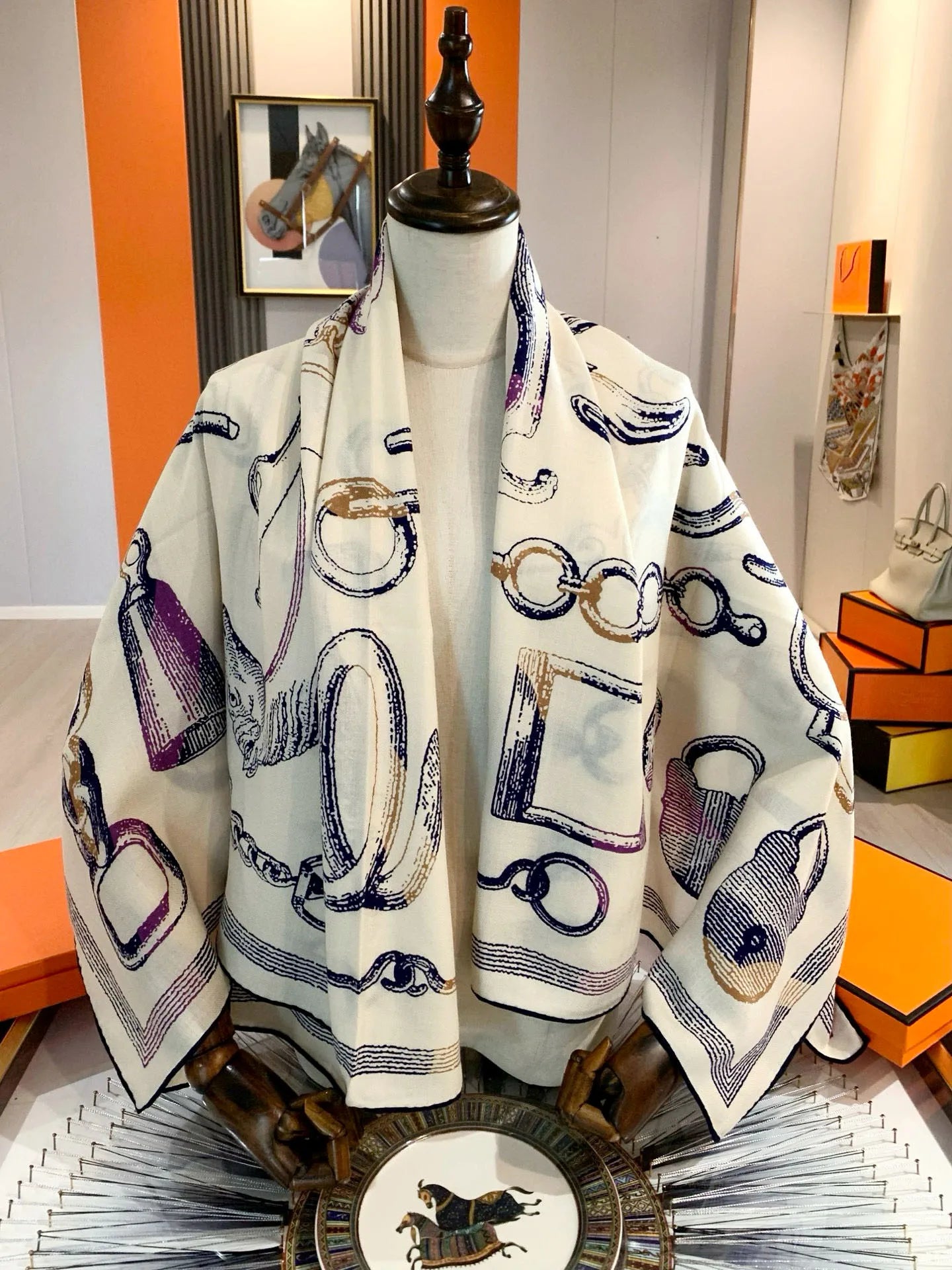 High-end 70% wool 30% mulberry silk scarf for women, handcrafted with rolled edges, a warm large shawl or scarf135*135 cm